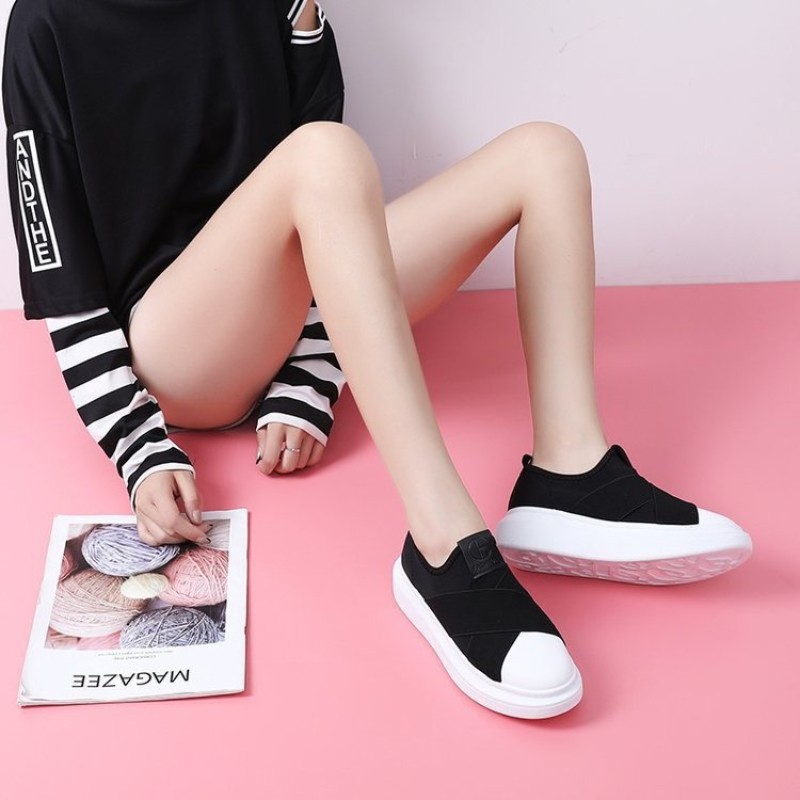 Online celebrity platform lazy casual shoes 2021 autumn new platform low canvas high heel shoes for women