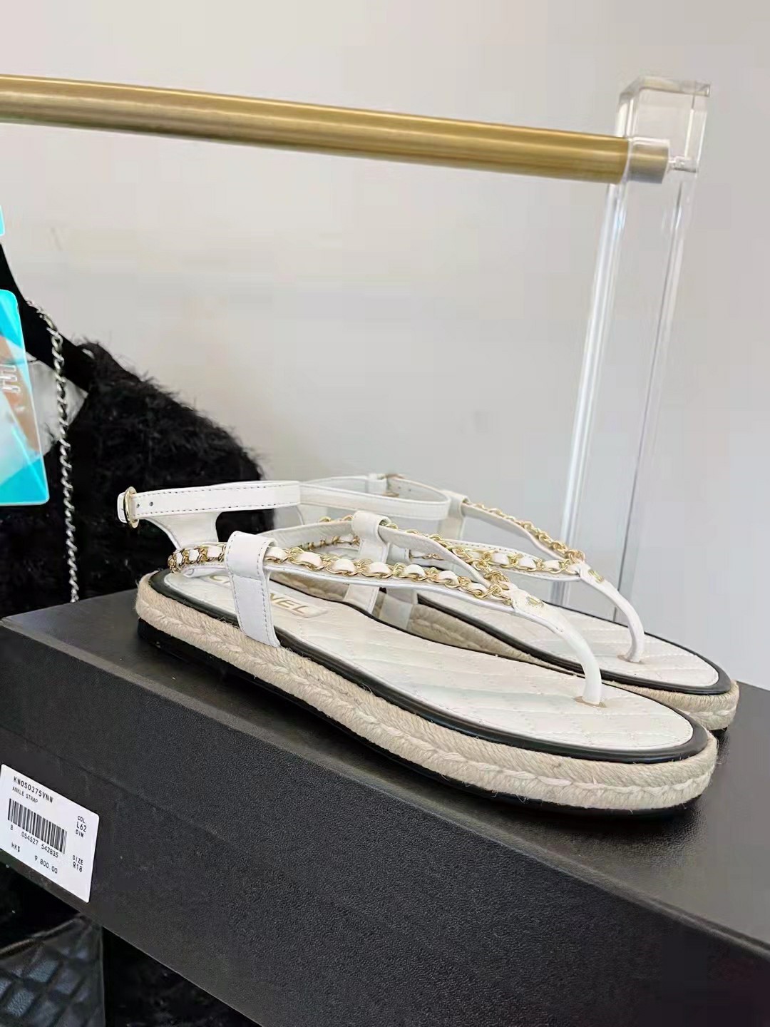 Luxury Designer Sandals for Women Vintage Flat Bottom Rope Chain