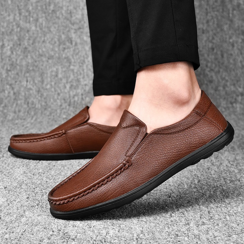 Mens Casual Shoes Luxury Brand Summer Men Shoes Split Leather Moccasins Comfortable Breathable Slip On Boat Shoes