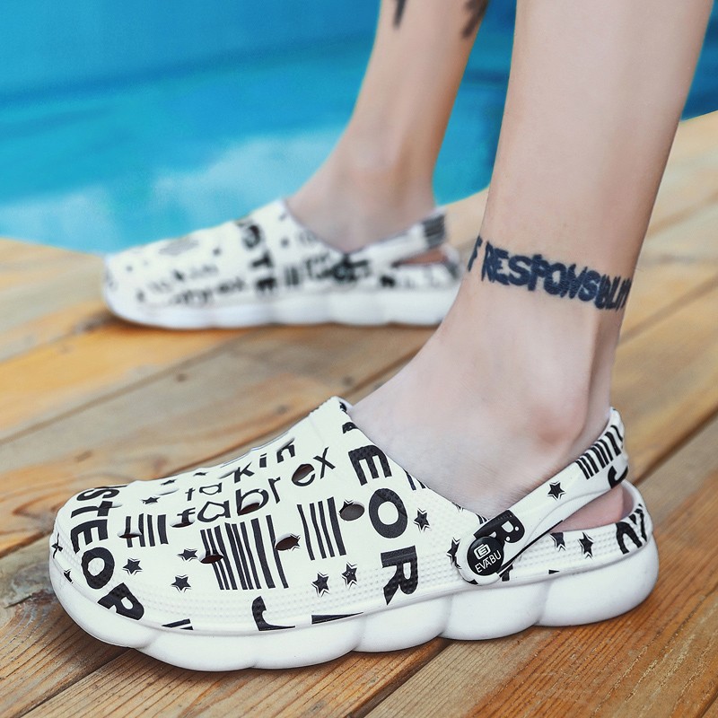 Men Causal Summer Sandals EVA Garden Clogs Soft Memory Hospital Shoes Men Slip On Beach Water Slippers Zapatos Hombre