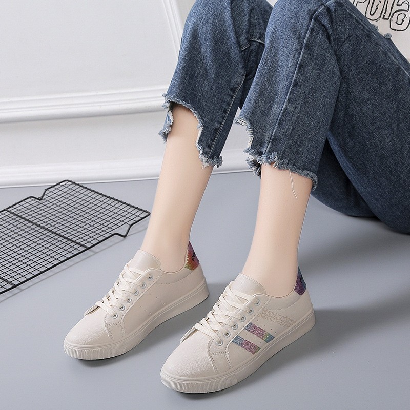 2022 Women Walking Shoes Sneakers Fashion Microfiber Four Season Breathable Tennis Girls Platform Sneakers Comfortable Trendy Flat