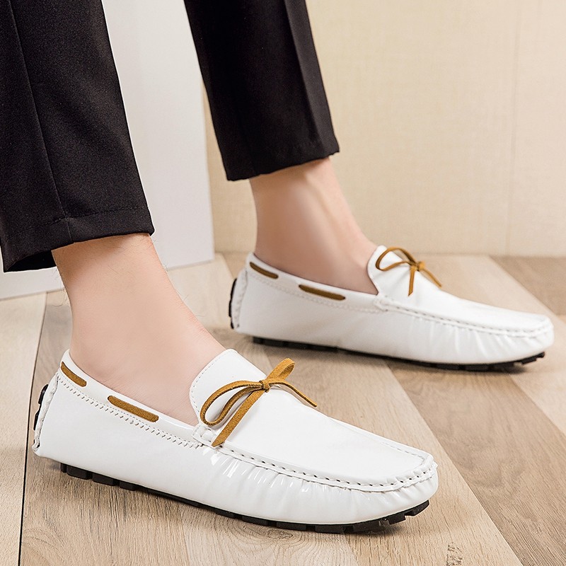 Spring new men's shoes breathable lightweight shoes non-slip shoes male flats leather slip-on driving shoes soft fashion shoes