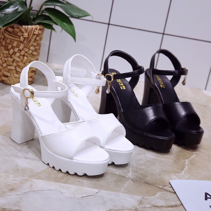 2022 spring new thick heels fashion Korean women's shoes high heels sandals with fish mouth fashion sandals