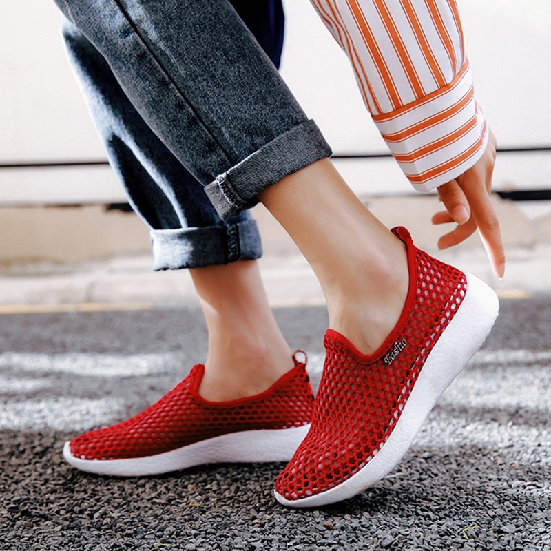 Hollow mesh white shoes women sneakers light breathable casual perspective new shoes slip-on loafers running shoes women sneakers