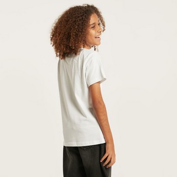 Juniors Kuwait national Day Print T-shirt with Short Sleeves