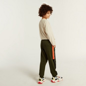 Juniors Printed Jog Pants with Pockets and Drawstring Closure