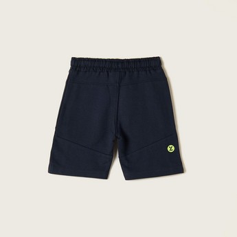 XYZ Solid Shorts with Drawstring Closure and Pockets