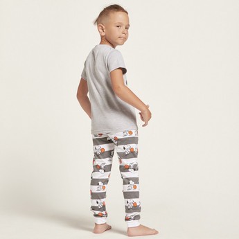 Snoopy Graphic Print T-shirt and Pyjama Set