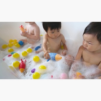 Marcus & Marcus Space Rocket Bath Toy