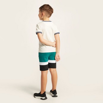 Juniors Panelled Shorts with Drawstring Closure and Pockets