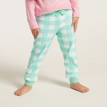 Juniors Graphic Print T-shirt and All-Over Printed Pyjamas Set