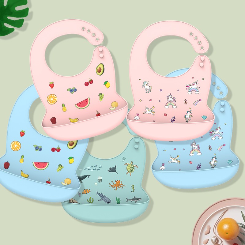 Baby Bib Silicone Water Resistant Saliva Dripping Bibs Banana Cartoon Newborn Feeding Soft Edible Baby Aprons Adjustable Burping Scarf