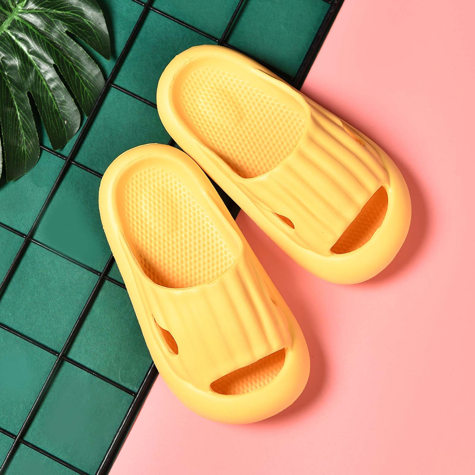 New Summer Children Shoes Casual Sandals Slippers Baby Boys Girls Slides Sandal Soft Thick Sole Quick Dry Beach Pool Slippers