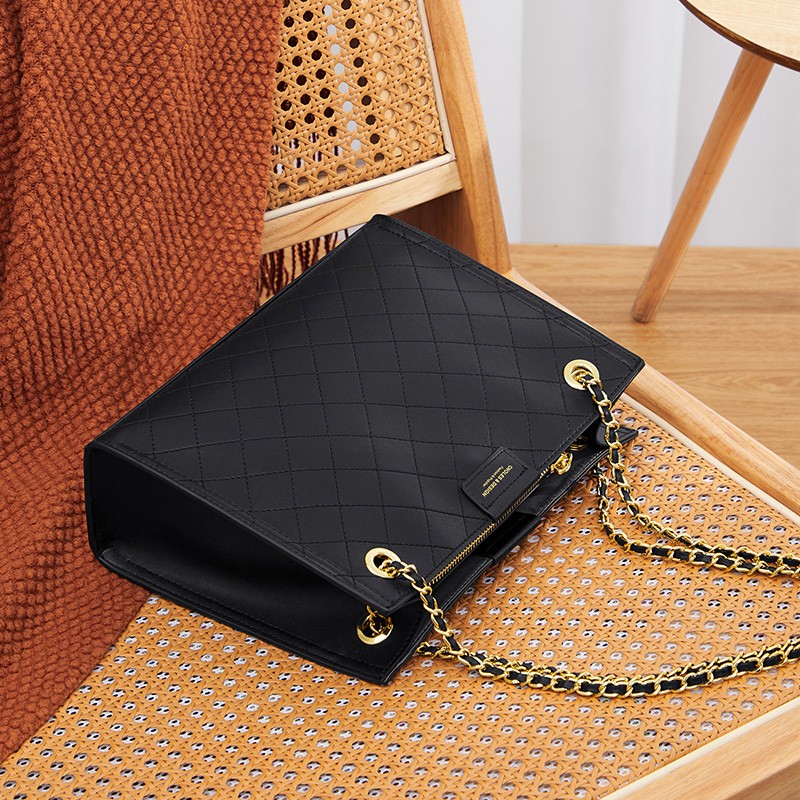 Diamond Chain Bag For Women Shoulder Bag Large Capacity Ladies Crossbody Bags Luxury Designer Ladies Messenger Bags