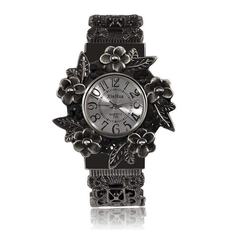 New high-end ladies vintage embossed bracelet watch, creative personality flower quartz watch luxury fashion jewelry wholesale