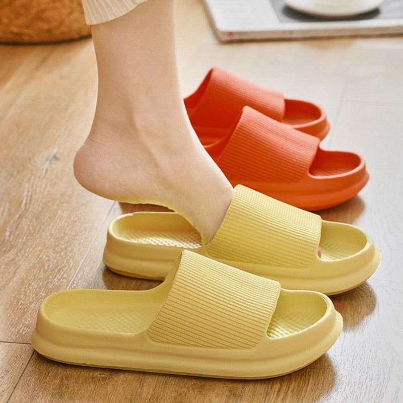 Home slippers anti-skid flip flops women's sandals women's fashion soft sole EVA indoor slides thick platform simple cloud slippers