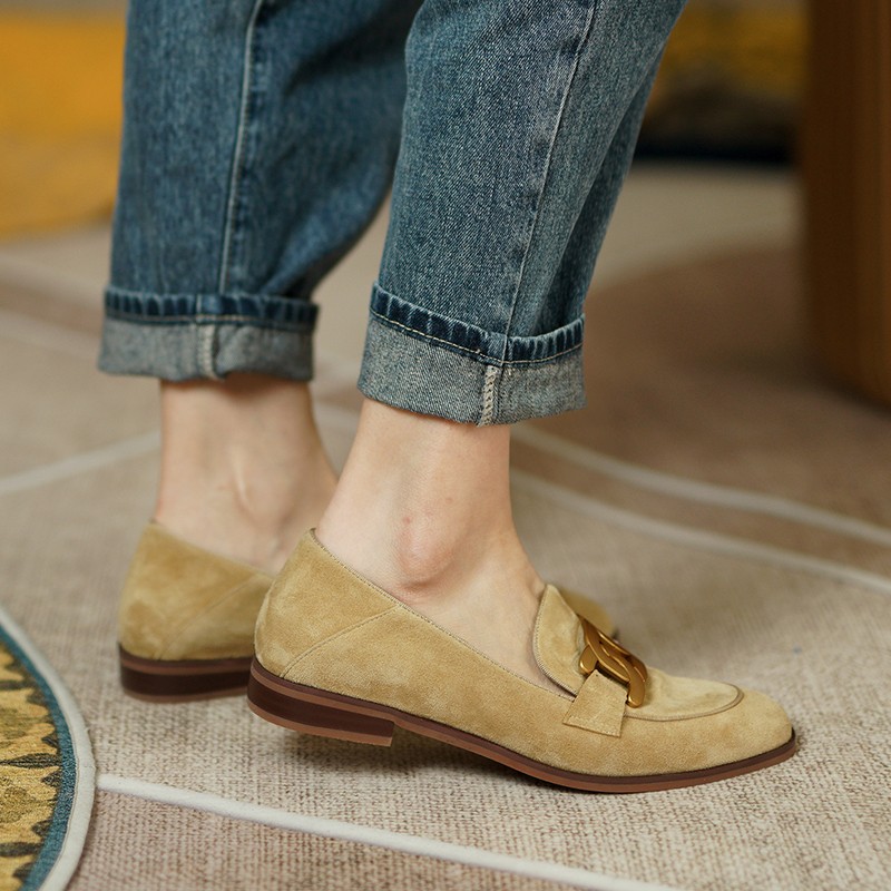 Women Shoes Genuine Leather Flats Loafers Round Toe Sheep Suede Metal Decor Slip On Shoes Ladies Comfortable Casual Shoes 2021 New