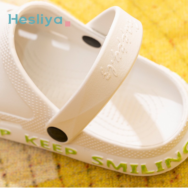 Summer Slippers Women Leisure Hole Shoes Indoor Outdoor Baotou Slippers Breathable Non-slip Garden Beach Shoes Fashion Shoes