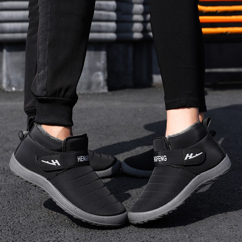 2021 Winter Snow Men Boots Waterproof Winter Shoes Men Slip On Keep Warm Ankle Boots Outdoor Comfortable Tennis Sneakers Man