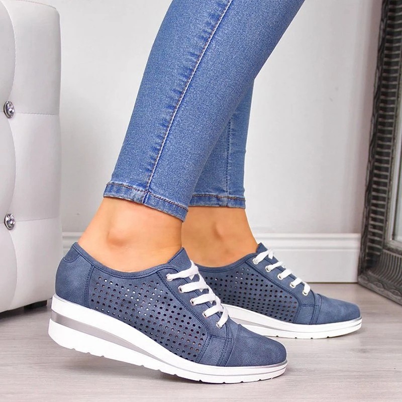 2021 Women Casual Shoes Fashion Hollow Out Summer Women Shoes Breathable Mesh Sneakers Ladies Lace Up Loafers Shoes