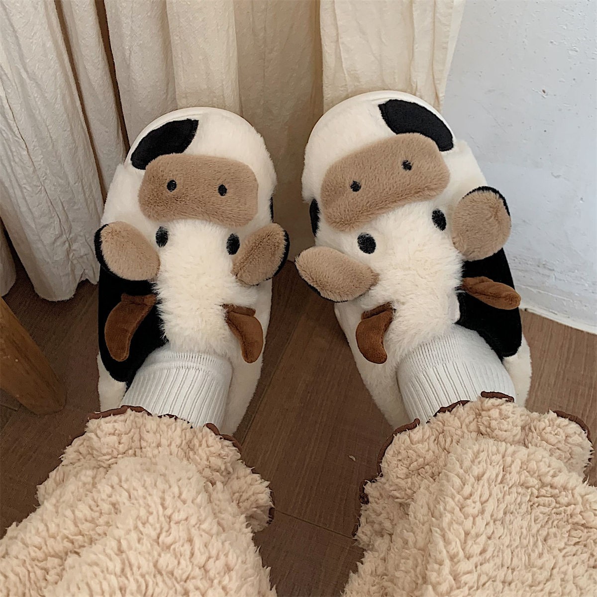 WONTIVE Fuzzy Slippers Women Kawaii Slippers for Women Fluffy Kawaii House Slippers Cute Slippers for Women Thermal Cow Slippers