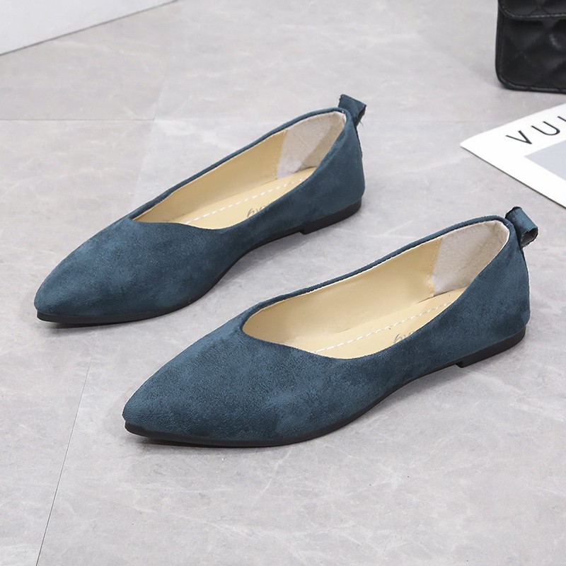 Slip On Women Flats Shoes Candy Color Pointed Toe Female Loafers Large Size Shoes Women Spring Flock Ladies Ballet Flats