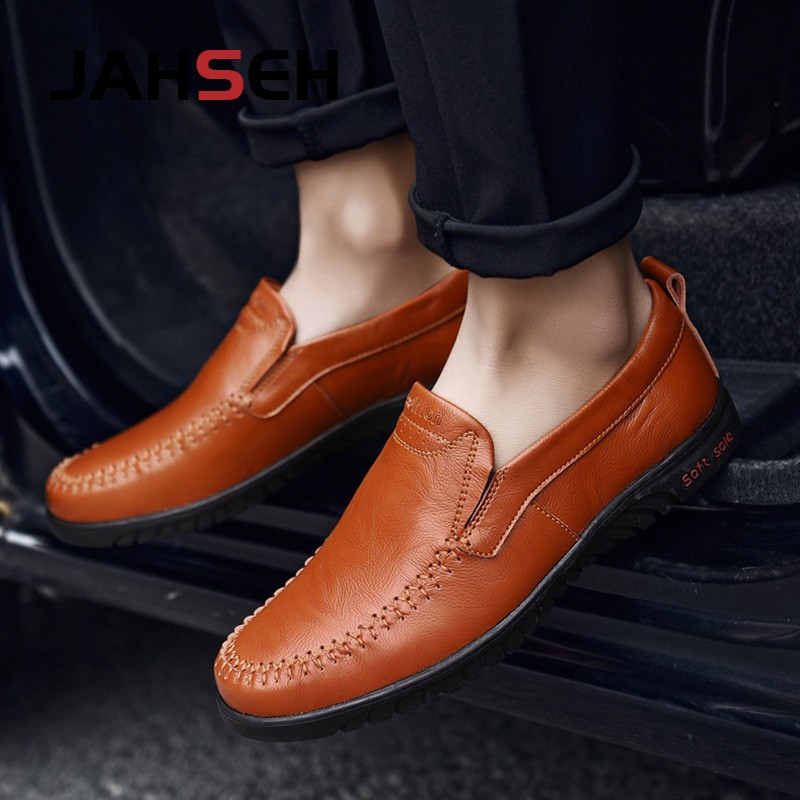 New Men Shoes Genuine Leather Comfortable Men Casual Shoes Chaussies Flats Men Slip On Lazy Shoes Zapatos Hombre