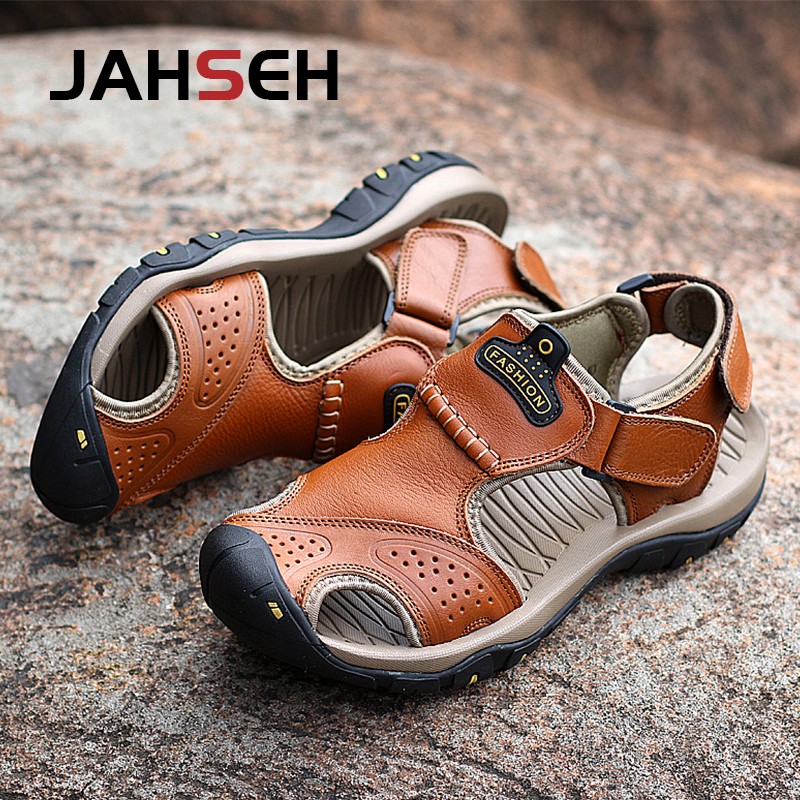 2022 New Genuine Leather Summer Casual Sandals Outdoor Walking Shoes Water Shoes Plus Size Beach Shoes Fashion Soft Slippers