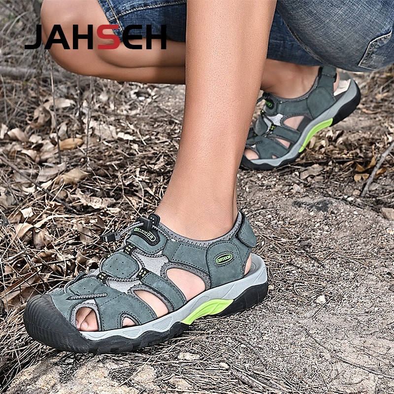 Summer New Outdoor Genuine Leather Men's Casual Sandals High Quality Brand Beach Shoes Fashion Water Shoes Walking Footwear