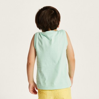 Juniors Printed Vest with Crew Neck