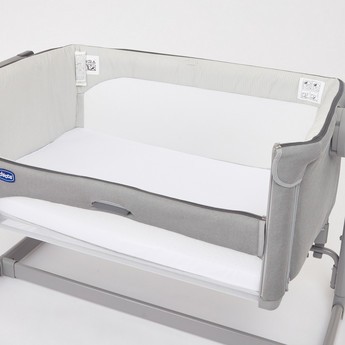 Chicco Next2Me Magic Co-Sleeping Crib