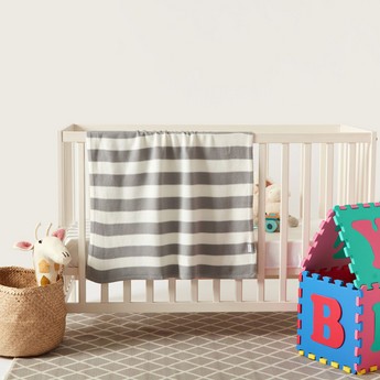 Giggles Striped Blanket - 76x102 cms