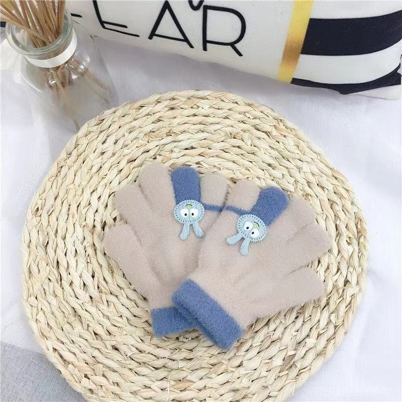 Menoea Baby Girl Boy Winter Gloves New Years Cute Cartoon Rabbit Kids Knitted Wool Newborn Warm Thick Velvet Mittens Children