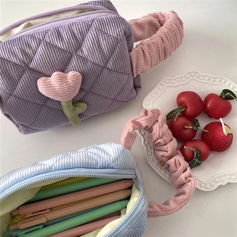 Women's Tulip Corduroy Makeup Pouch Ins Large Capacity Travel Cosmetic Bag Zipper Toiletry Cases Portable Comestics Storage Box