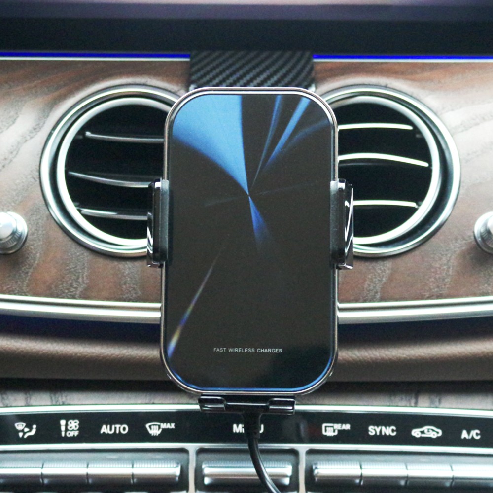 New Qi 15W Wireless Charger Mobile Phone Holder For Mercedes Benz E Class W213 2021 2020 2019 2018 2017 GPS Phone Bracket