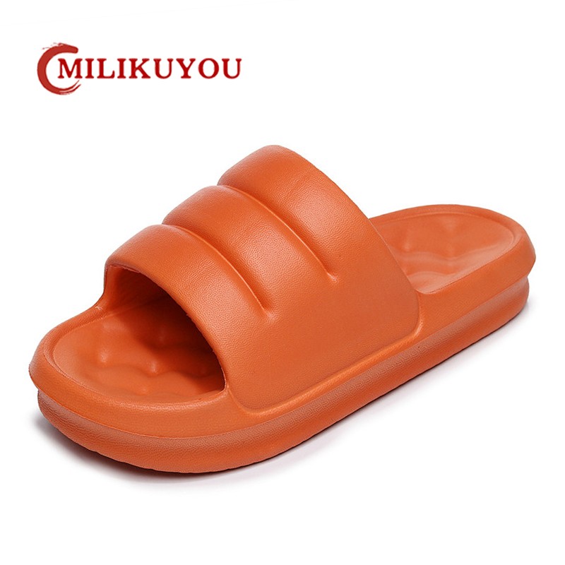 Designer Men Slippers Thick Platform Wo Men Slippers Beach Eva Sandal Lightweight Men Indoor Bathroom Shoes Summer 2021