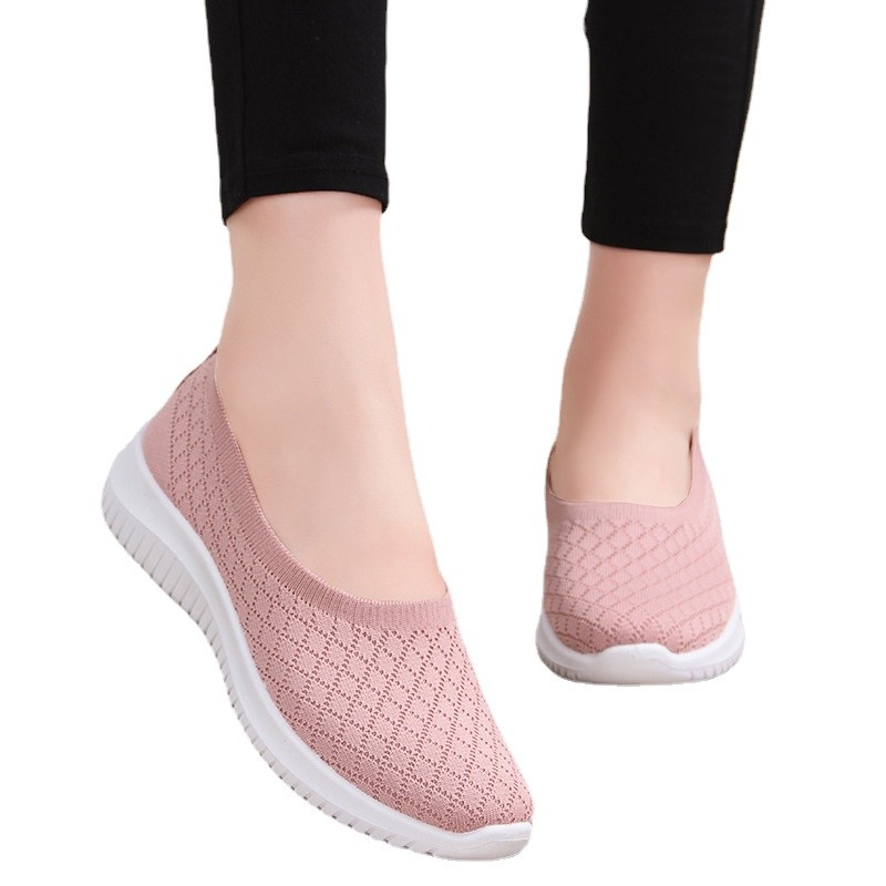 Fashion Flat Shoes Women Casual Comfortable Lightweight Soft Sole Slip Mesh Women Shoes Breathable Mom Shoes Wedge Sneakers