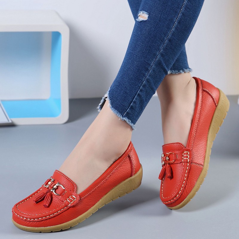 New Genuine Leather Shoes Woman Slip On Women's Flats Moccasins Female Loafers Spring Autumn Soft Mother Shoe Plus Size 34-44