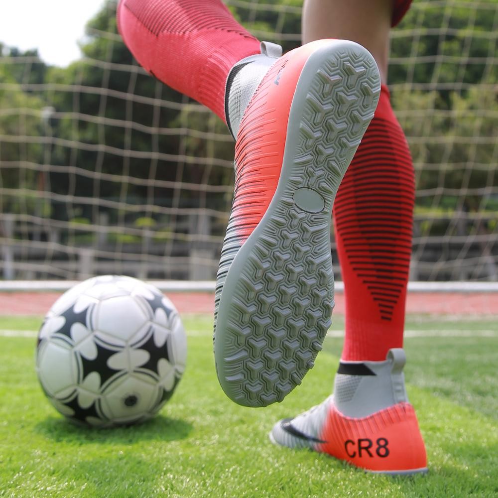 Indoor Soccer Shoes Men Sneakers Soccer Boots Turf Soccer Shoes Kids Soccer Cleats AG/FG Spikes Training Sport Futsal Shoes