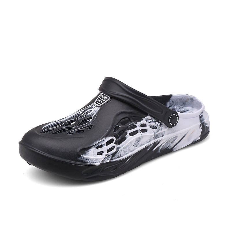 2021 Hot Sale Summer Cheap Clogs Black Men Beach Sandals Outdoor Slip On Men Garden Shoes White Sandalias De Hombre