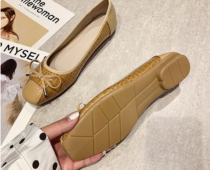 Women Spring Autumn Square Toe Stitching Soft Bottom Comfortable Shoes 2022 New Shallow Mouth Butterfly Stone Pattern Flats34-43