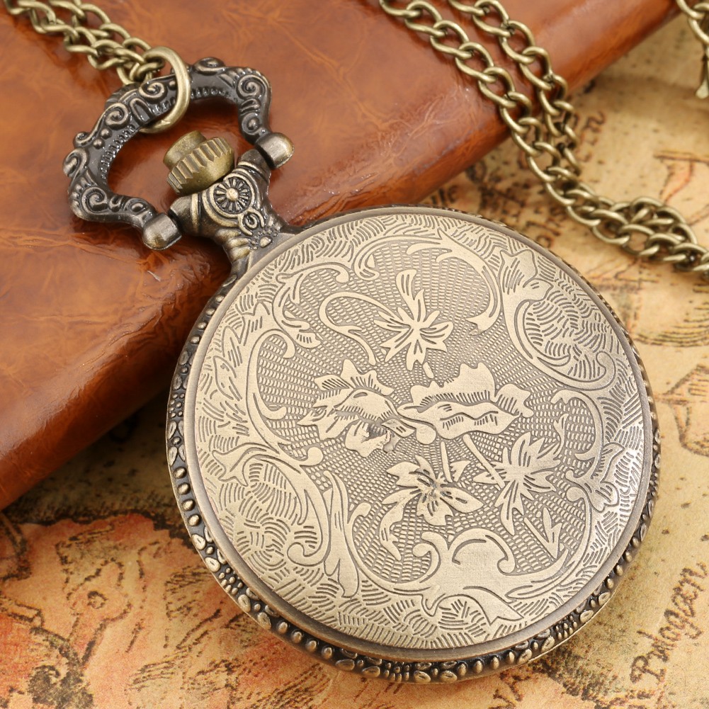 Men's Hollow Out Retro Quartz Chain Pocket Watch Personality Wildlife Style Valentine's Day Valentine's Day Gift