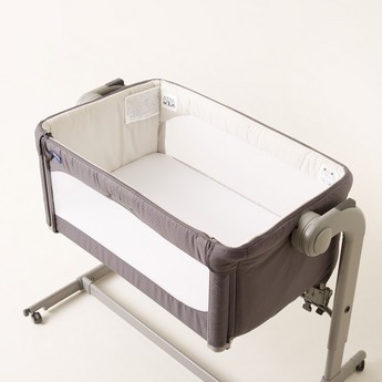 Chicco Next2Me Magic Bassinet