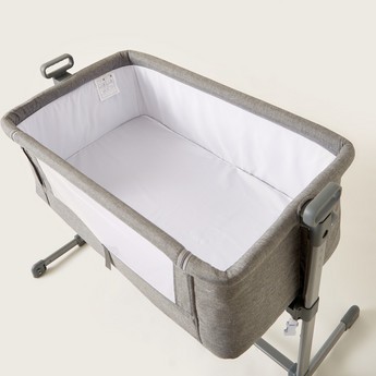 Juniors Peyton Side Bassinet