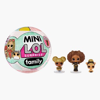 L.O.L. Surprise! OMG Assorted  Mini Family Collection