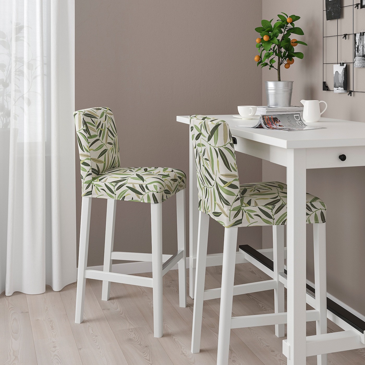 BERGMUND Bar stool with backrest