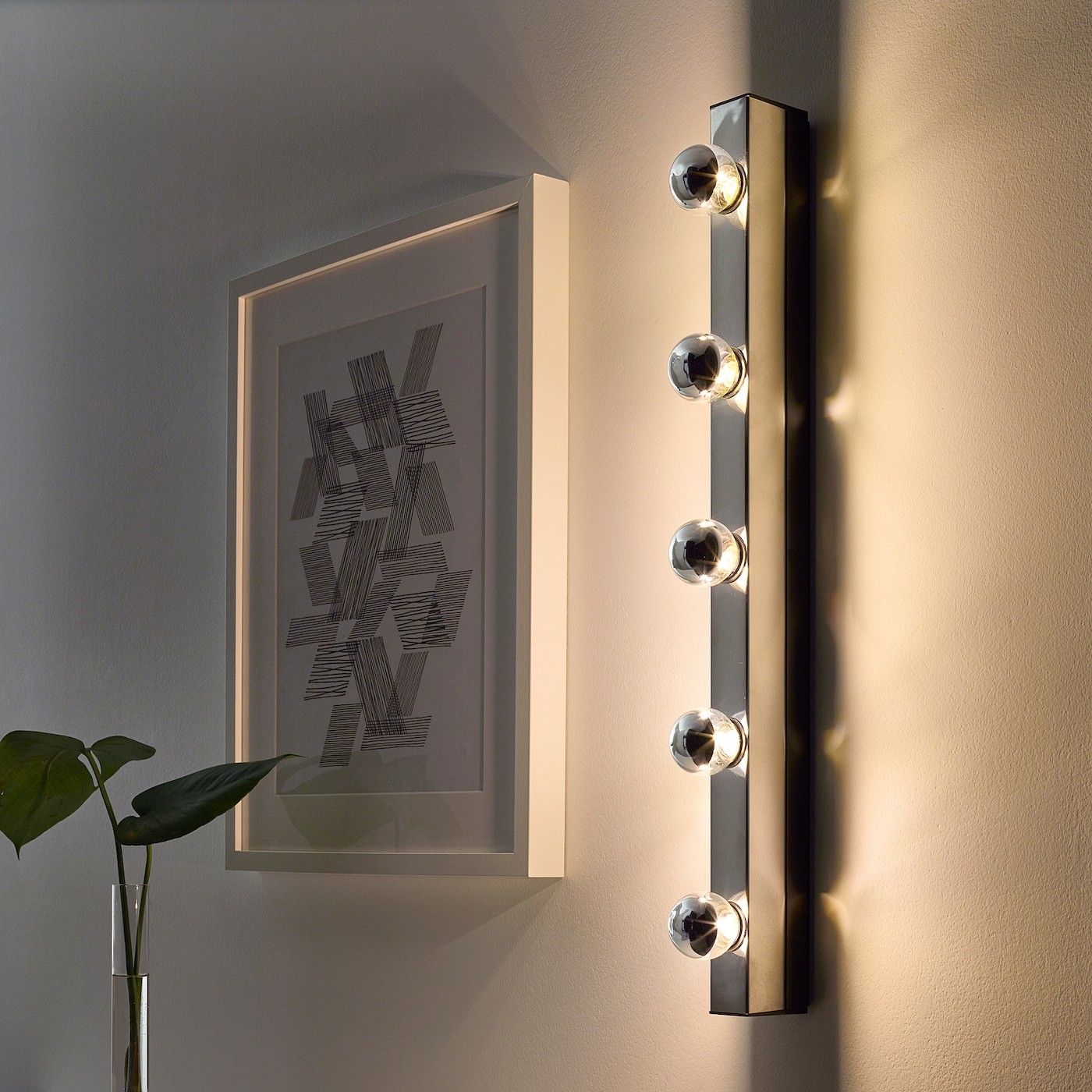 MUSIK Wall lamp, wired-in installation