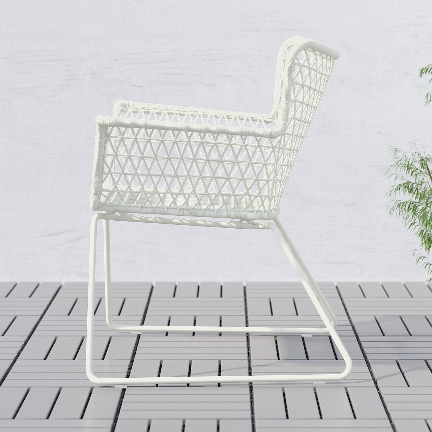 HÖGSTEN Chair with armrests, outdoor