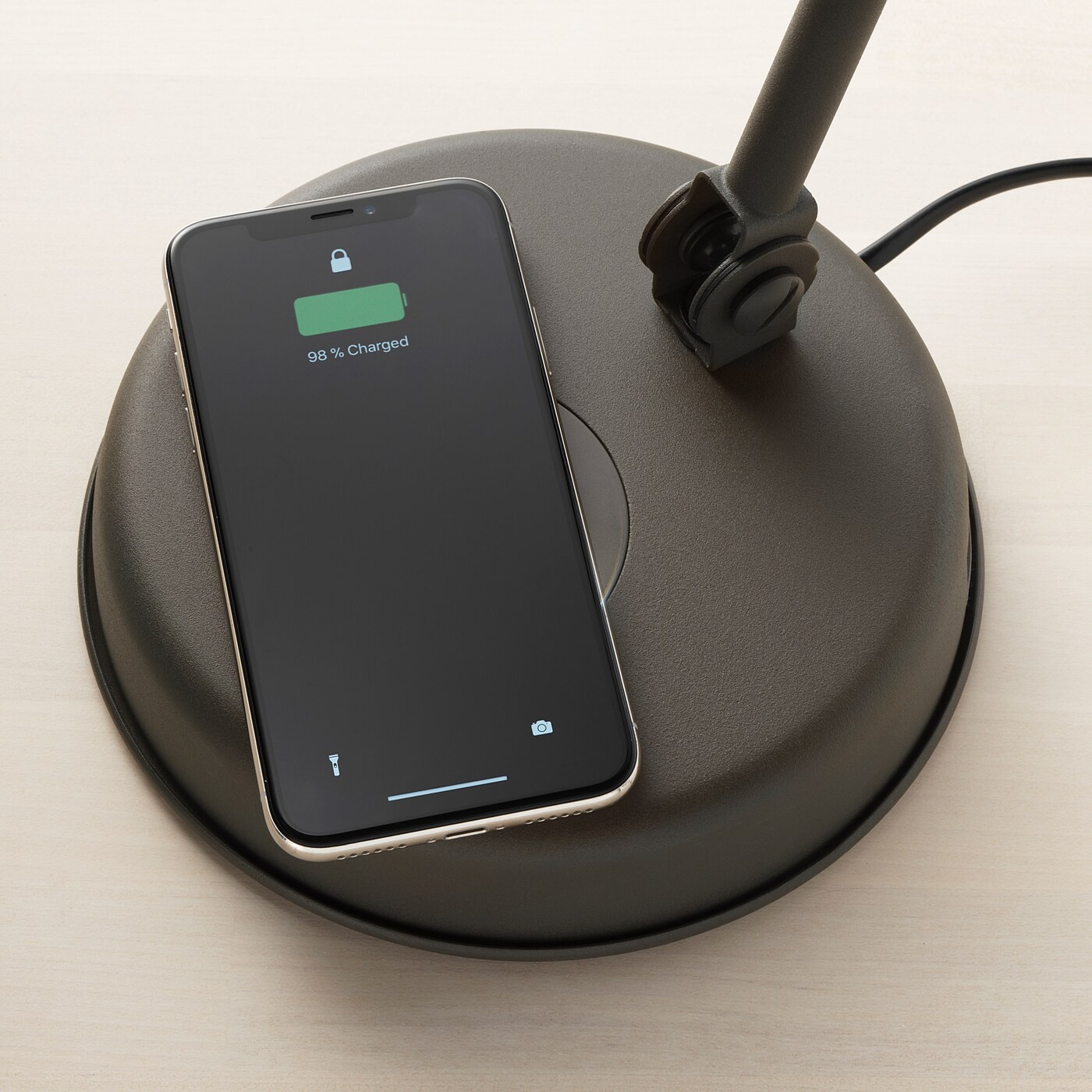 HEKTAR Work lamp with wireless charging