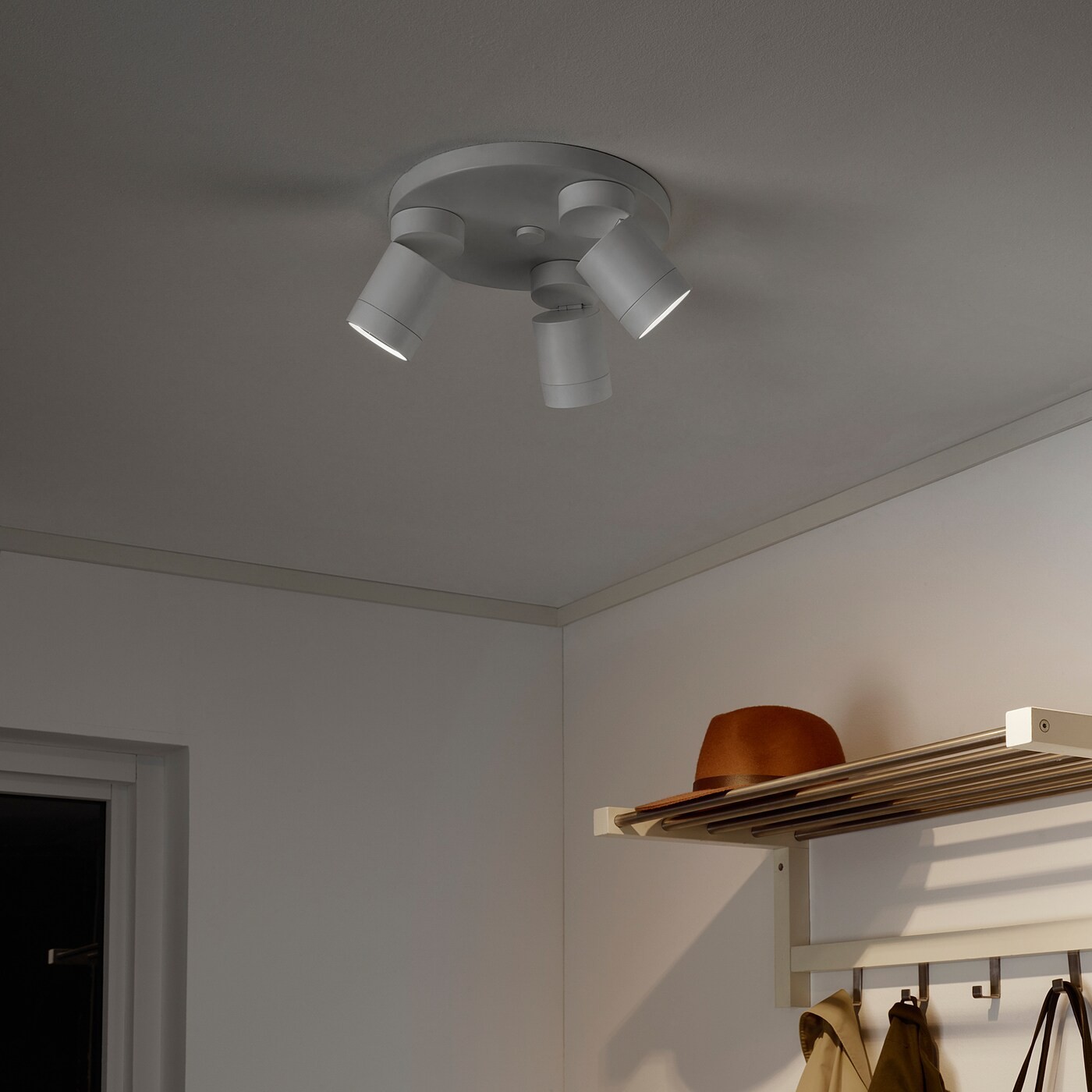 NYMÅNE Ceiling spotlight with 3 spots